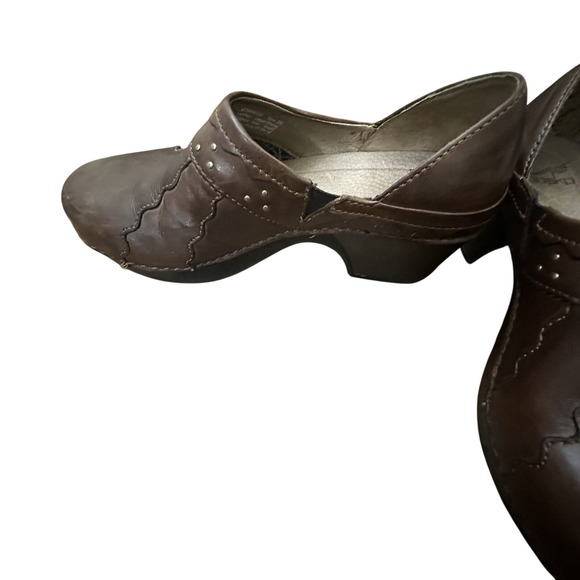 DANSKO Hailey Professional Staple Clog Mule Platform Nursing Shoe Studs 7.5-8/38 - Picture 6 of 13